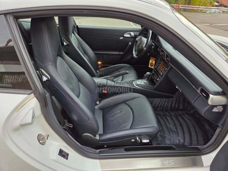 Porsche 911 4S PDK