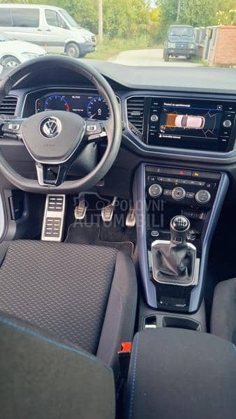 Volkswagen T-Roc 1.0tsi