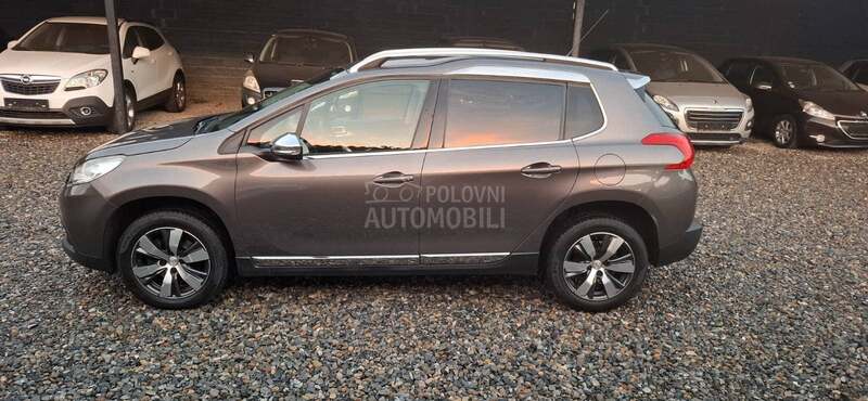 Peugeot 2008 1.2