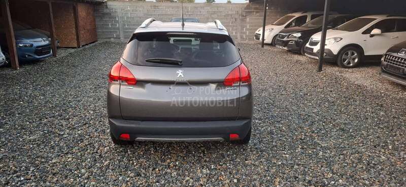 Peugeot 2008 1.2
