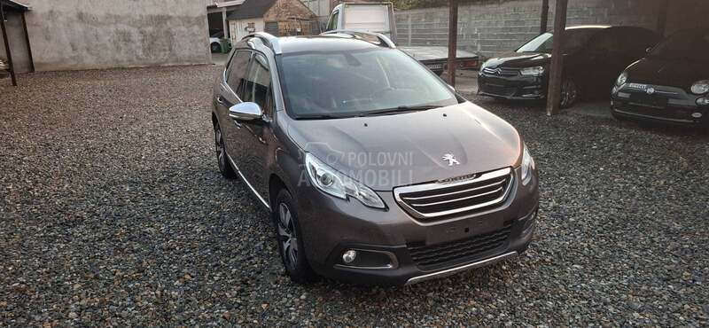 Peugeot 2008 1.2
