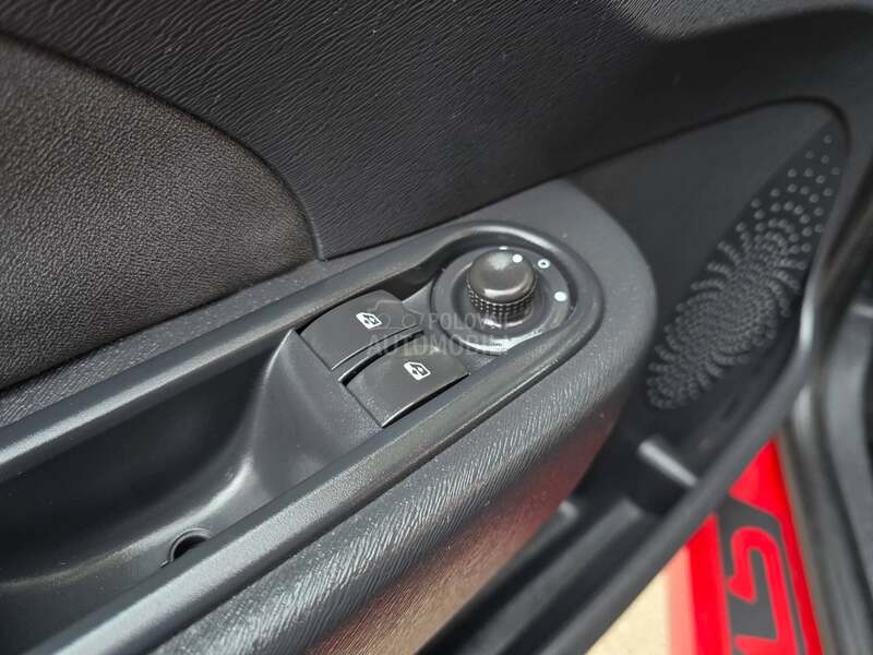 Renault Twingo GT 101 k s