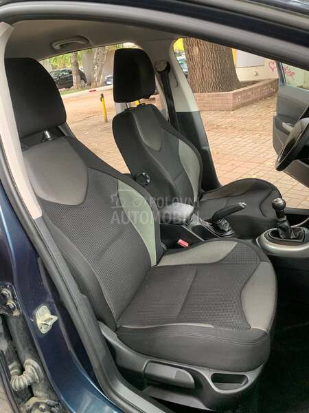 Peugeot 308 1.6 e-hdi N.O.V