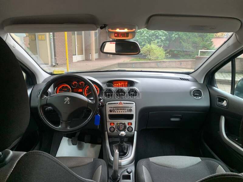 Peugeot 308 1.6 e-hdi N.O.V