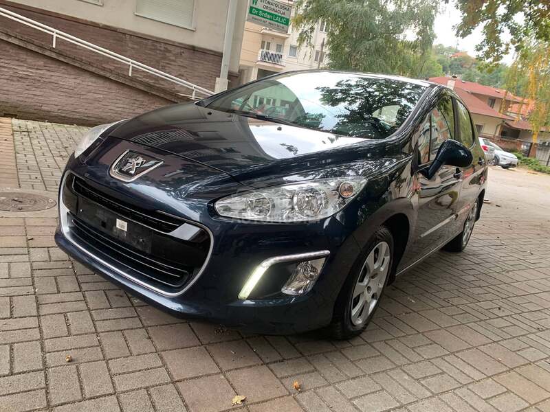 Peugeot 308 1.6 e-hdi N.O.V
