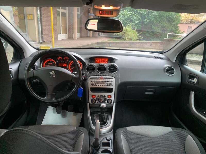 Peugeot 308 1.6 e-hdi N.O.V