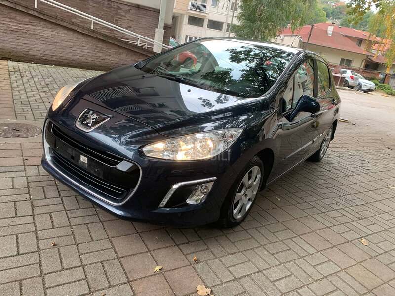Peugeot 308 1.6 e-hdi N.O.V