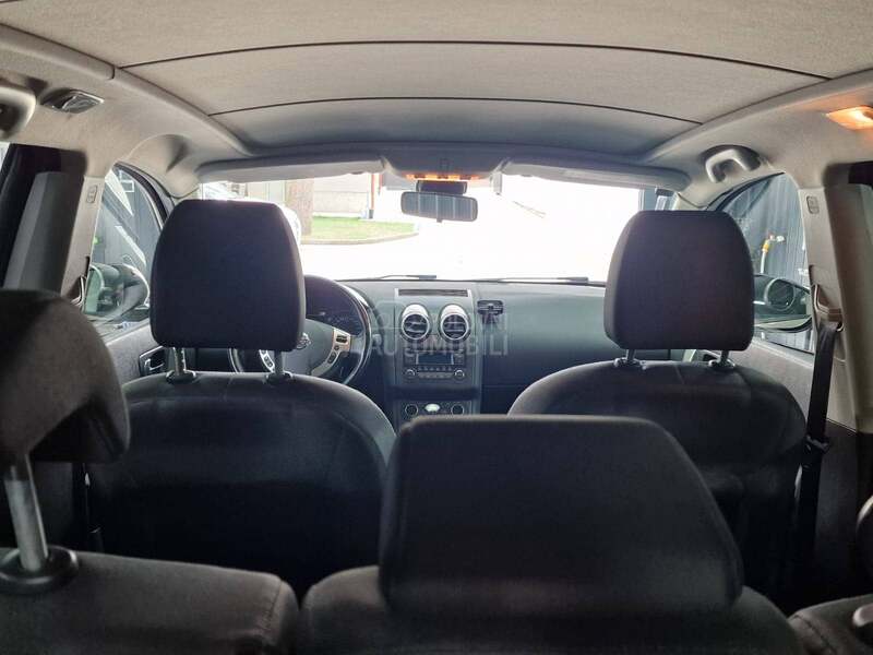 Nissan Qashqai + 2 CH