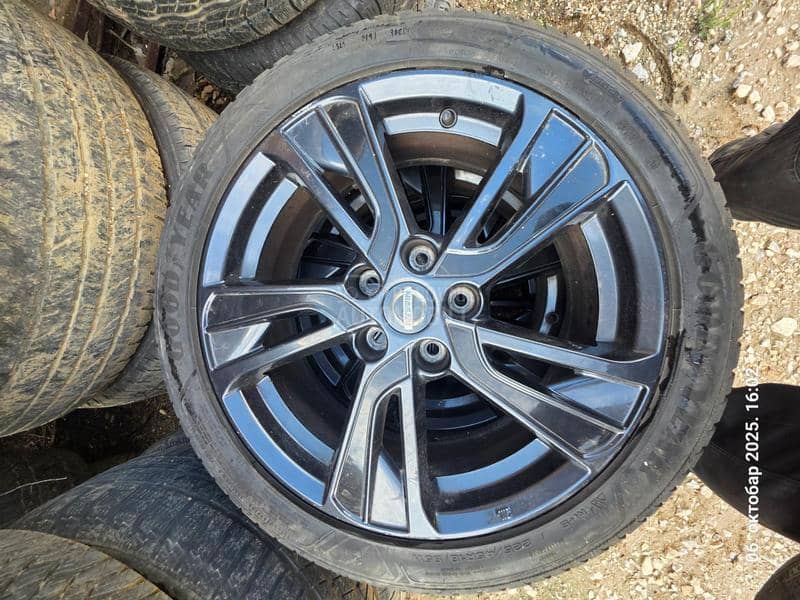 Aluminijumske felne  18" Bez rupa