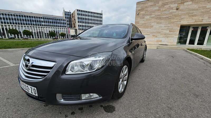 Opel Insignia SPORT TURER 2.0 CDTI