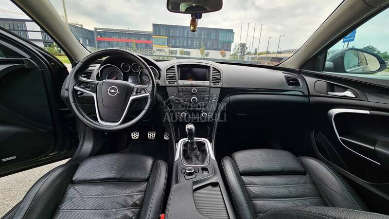 Opel Insignia SPORT TURER 2.0 CDTI