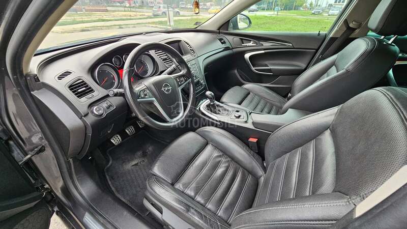 Opel Insignia SPORT TURER 2.0 CDTI
