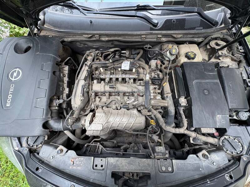 Opel Insignia SPORT TURER 2.0 CDTI