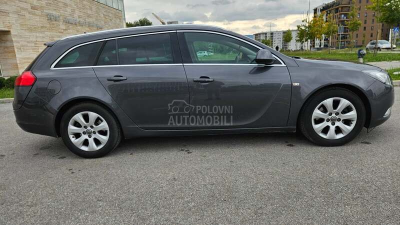 Opel Insignia SPORT TURER 2.0 CDTI
