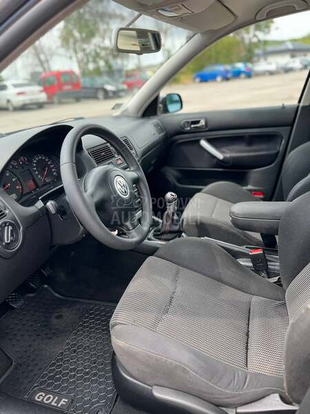 Volkswagen Golf 4 