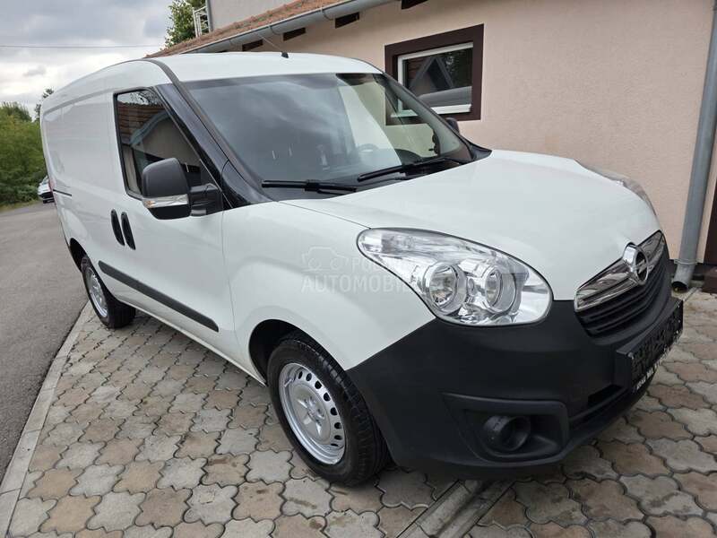 Opel Combo 1.3 MJT