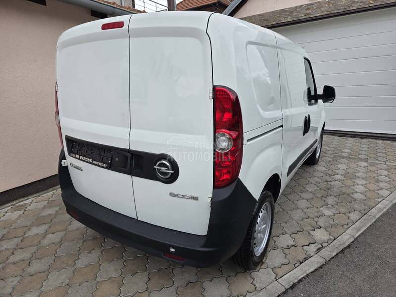 Opel Combo 1.3 MJT