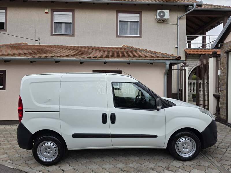 Opel Combo 1.3 MJT