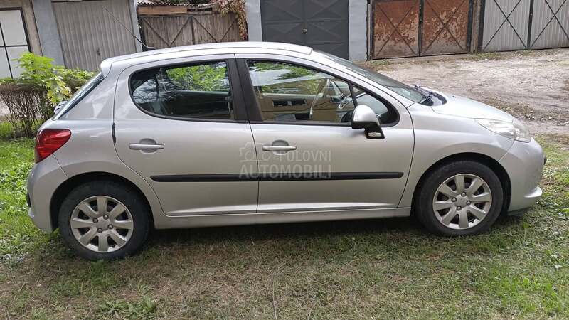 Peugeot 207 