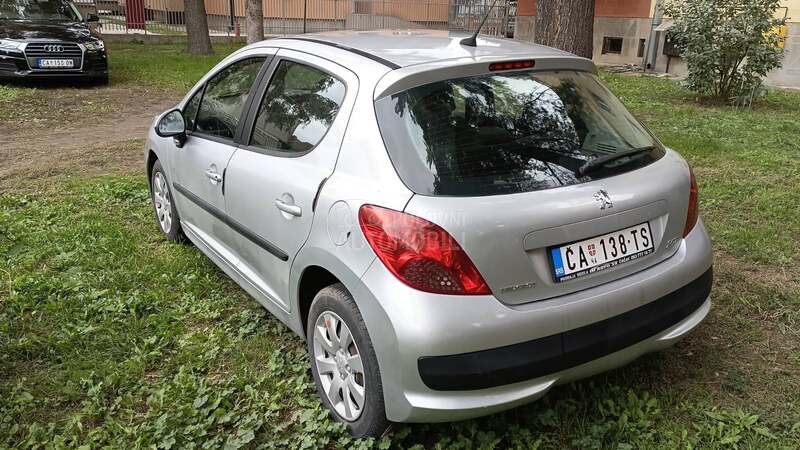 Peugeot 207 