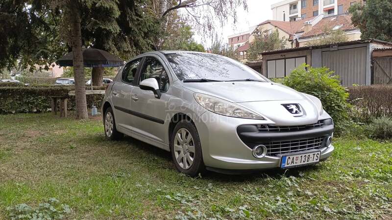 Peugeot 207 