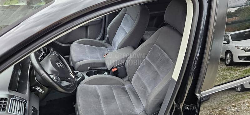 Volkswagen Touran 1,4 TSI HIGHLINE Volkswagen Touran 1,4 TSI HIGHLINE