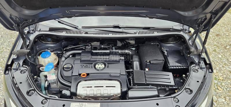 Volkswagen Touran 1,4 TSI HIGHLINE Volkswagen Touran 1,4 TSI HIGHLINE