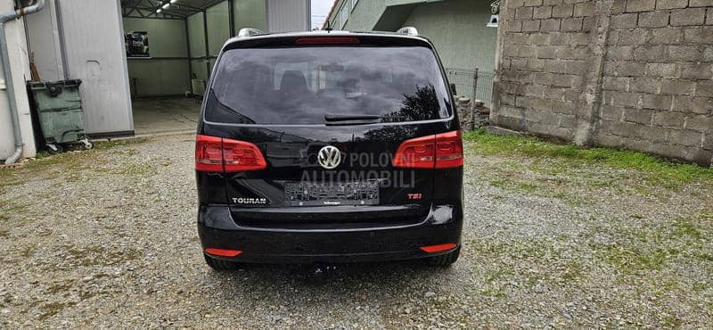 Volkswagen Touran 1,4 TSI HIGHLINE Volkswagen Touran 1,4 TSI HIGHLINE
