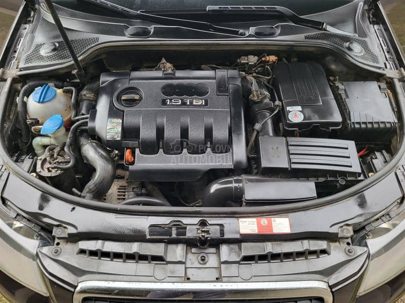 Audi A3 1.9Tdi dva seta guma