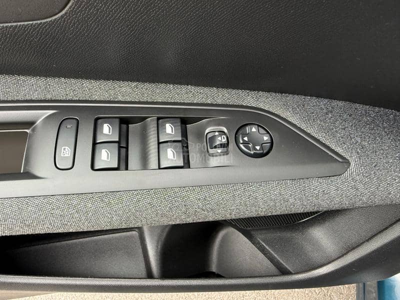 Peugeot 3008 1.5HDI/ACTIVE/AUT