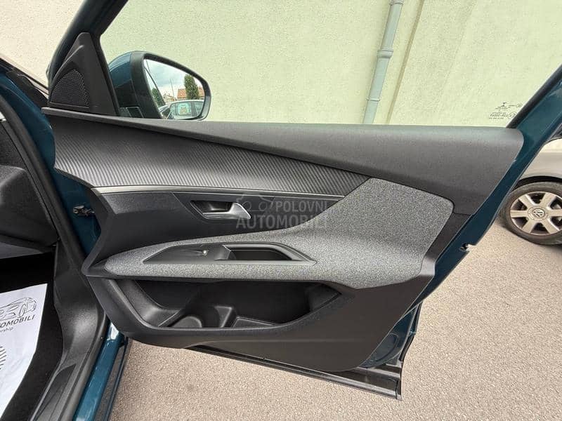 Peugeot 3008 1.5HDI/ACTIVE/AUT