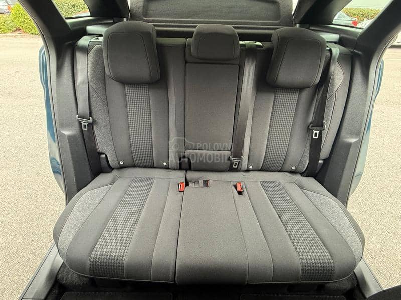 Peugeot 3008 1.5HDI/ACTIVE/AUT