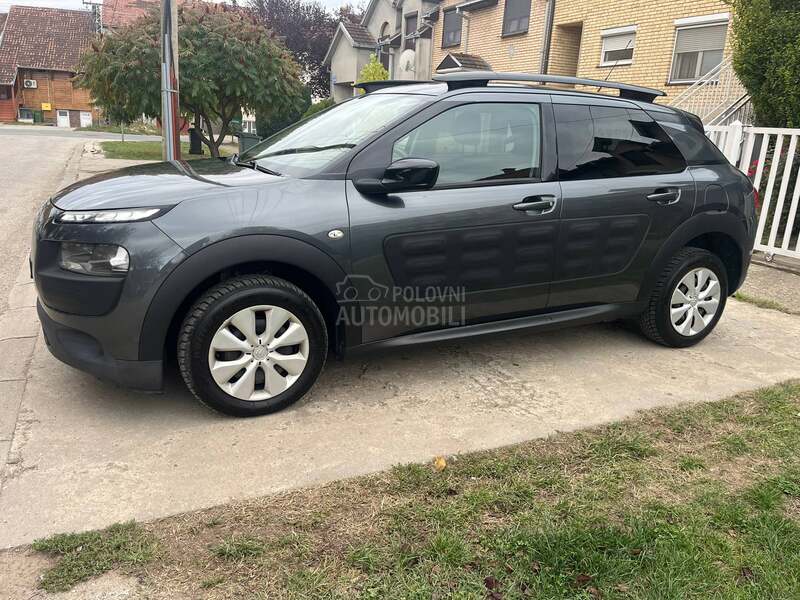 Citroen C4 Cactus 1.2 CH N o V