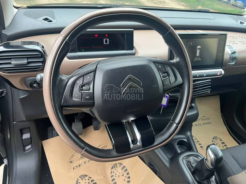 Citroen C4 Cactus 1.2 CH N o V