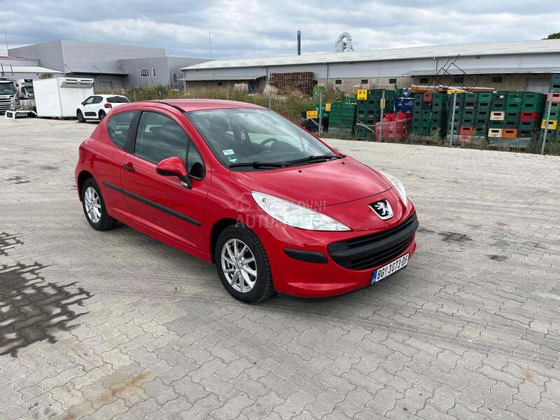 Peugeot 207 1.4 xenon