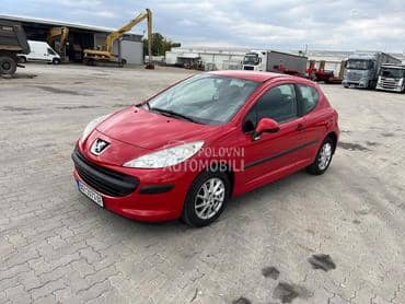 Peugeot 207 1.4 xenon