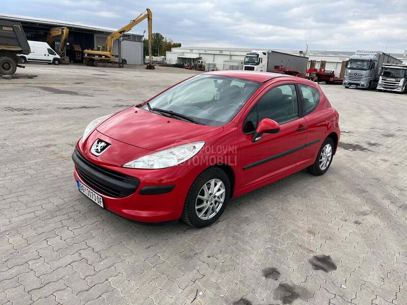 Peugeot 207 1.4 xenon