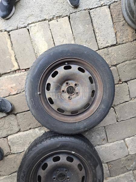 Čelične felne sa letnjim gumama 15" 5 x 100