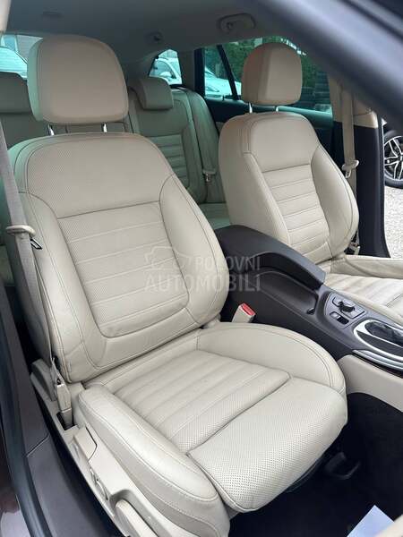 Opel Insignia CH/Sports Tourer