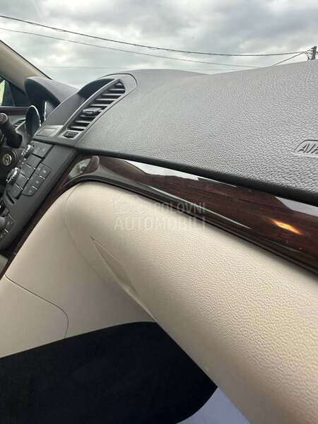 Opel Insignia CH/Sports Tourer