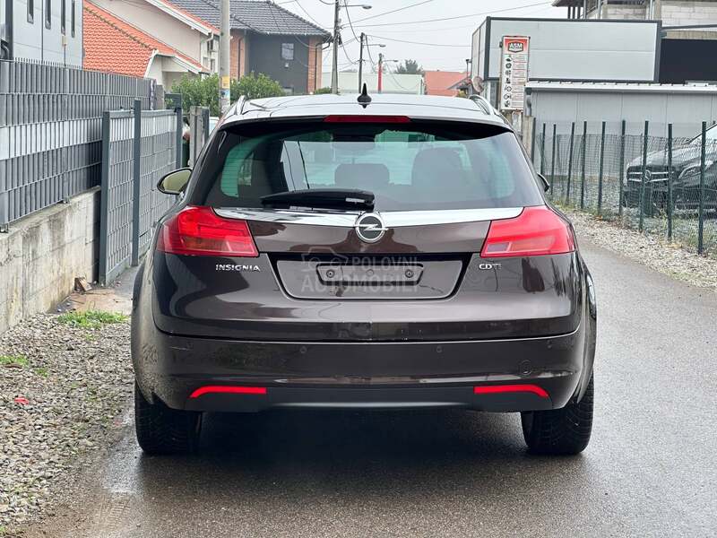 Opel Insignia CH/Sports Tourer