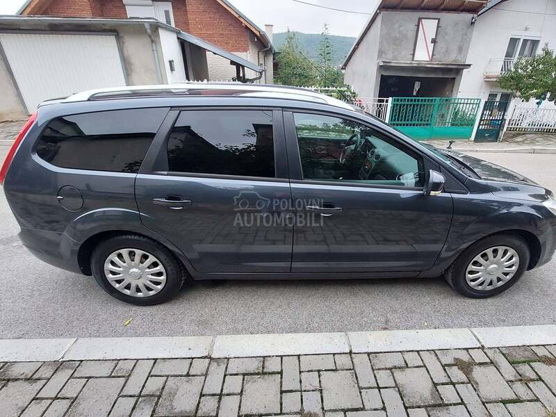 Ford Focus REZERVISAN