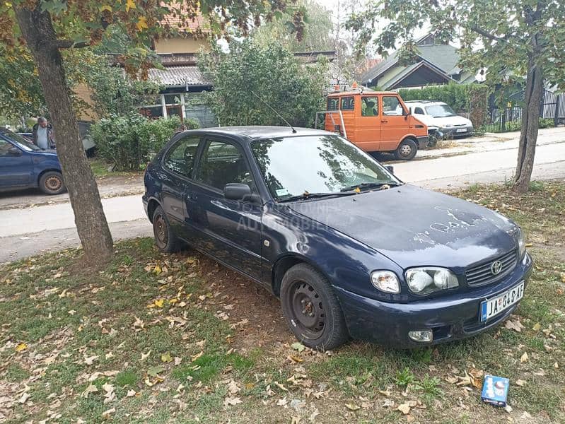 Toyota Corolla 1.4 b