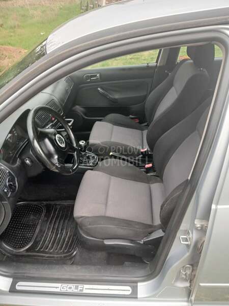 Volkswagen Golf 4 1.6
