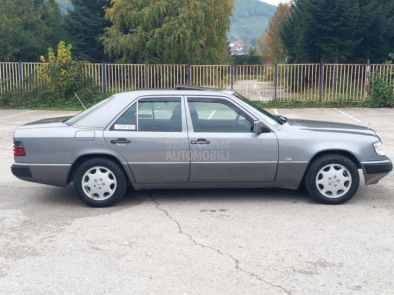 Mercedes Benz E 124 200E