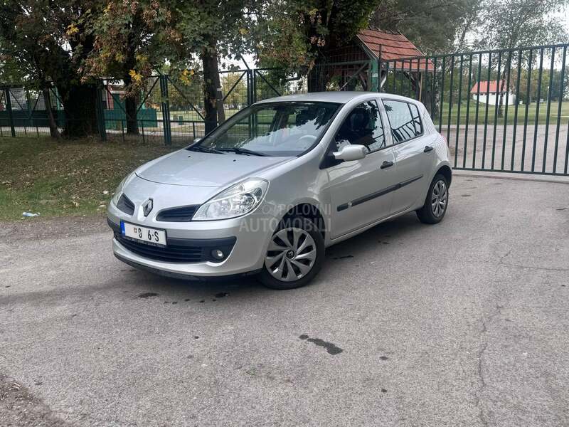 Renault Clio 