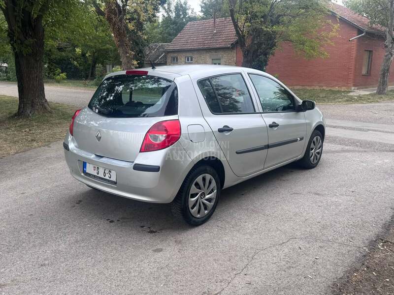 Renault Clio 