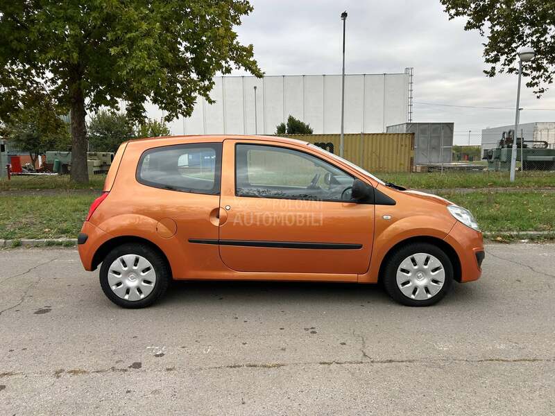 Renault Twingo 1.2 16v B E N Z I N