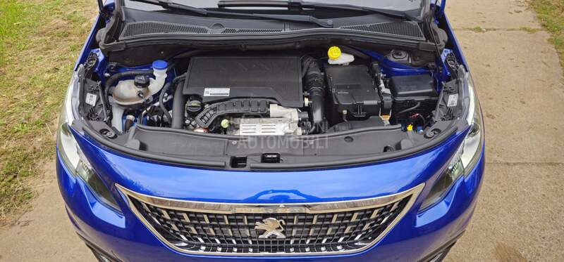Peugeot 2008 1.2 BEN ALLURE