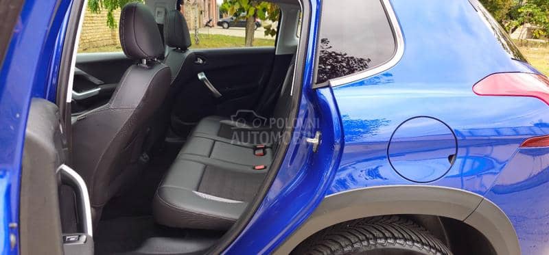 Peugeot 2008 1.2 BEN ALLURE Peugeot 2008 1.2 BEN ALLURE